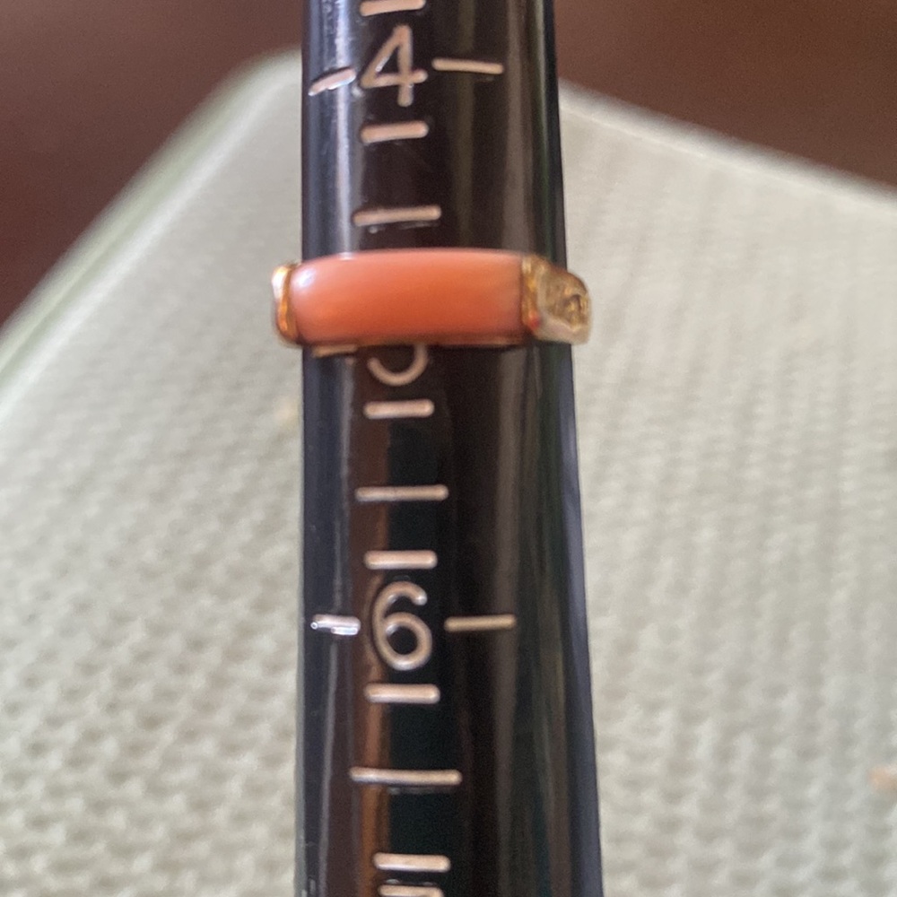 Size 5 Coral ring - Picture 7 of 7